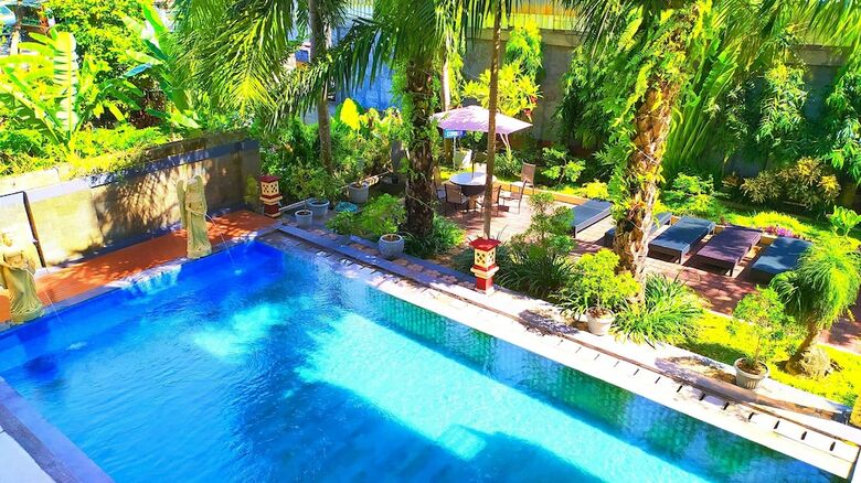 Puri Saron Denpasar Hotel