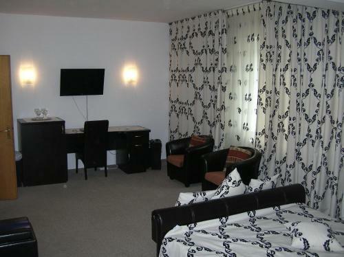 Federa?ia Rom�n? De Scrim? - Hotel Floreta De Aur