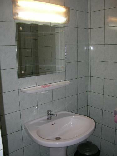 Federa?ia Rom�n? De Scrim? - Hotel Floreta De Aur