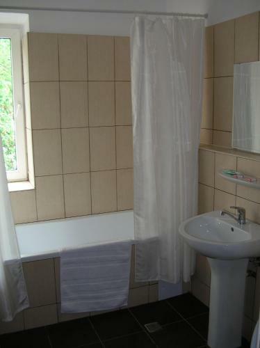 Federa?ia Rom�n? De Scrim? - Hotel Floreta De Aur