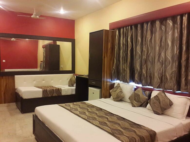 Hotel Varuna