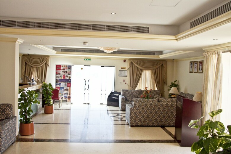 Hotel Regent Beach Resort