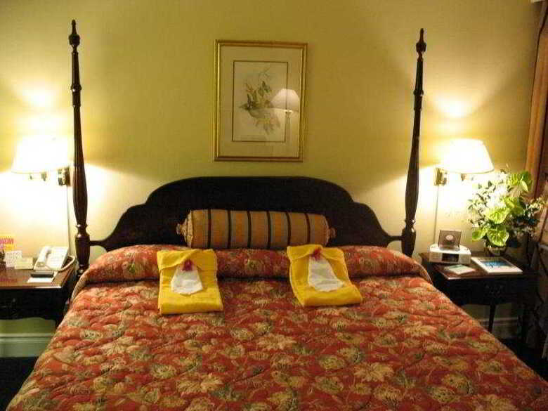 The Courtleigh Hotel