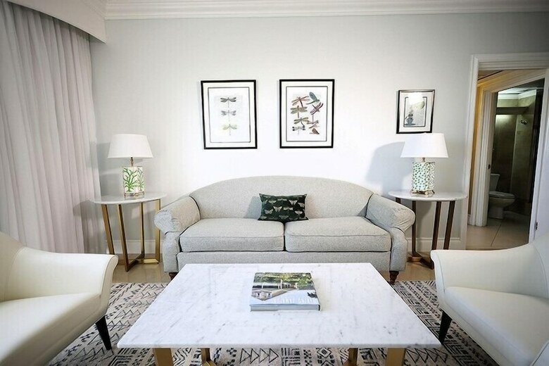 The Courtleigh Hotel