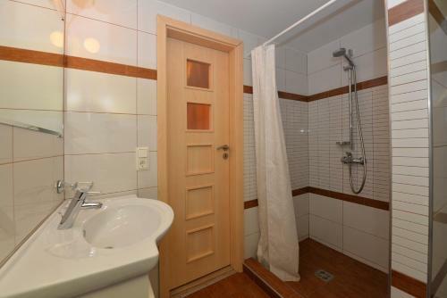 Hotel Raze