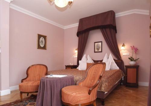 Hotel Sz�rcsa