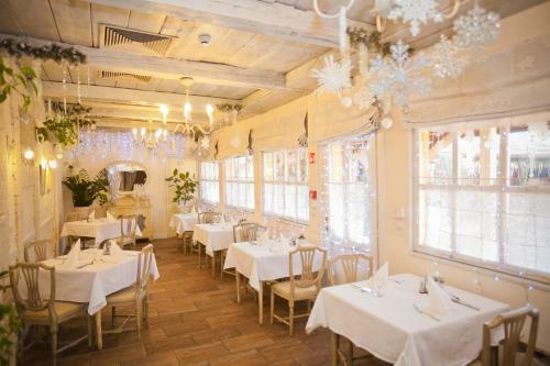 Hotel Sz�rcsa