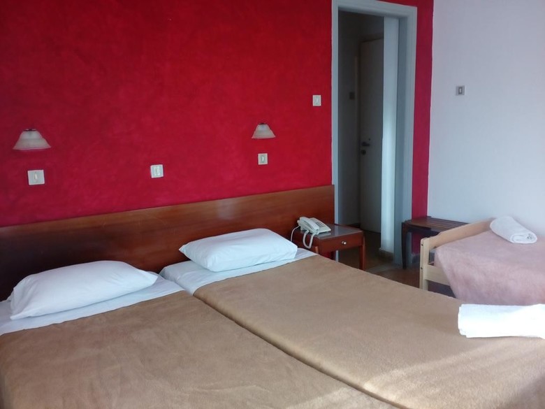 Pasiphae Hotel