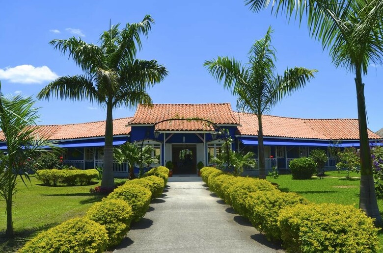 Agroturismo Finca Hotel Azulinas