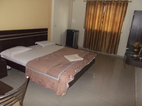 Hotel Trimurti Pride
