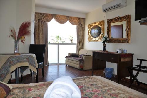Hotel Suites Bat Yam