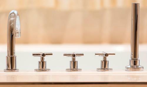 Business Hotel First