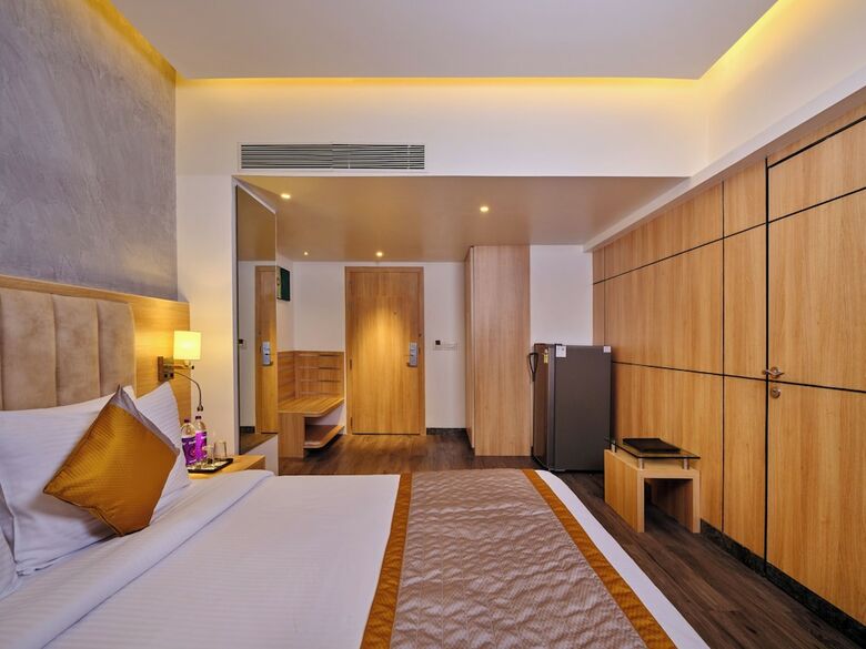 Sayaji Hotel