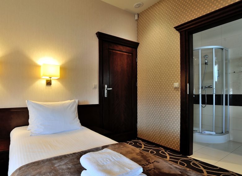 Hostal Hotel Dw�r Choiny