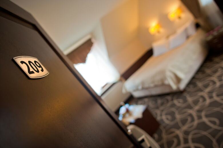 Hostal Hotel Dw�r Choiny