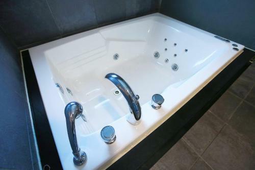 Motel Dh Naissance Hotel Dongdaemun