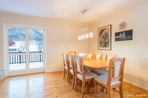Midt I Lofoten