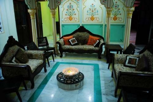 Bed & Breakfast Rani Mahal Hotel