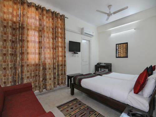 Hotel Mehra Residency At The Airport