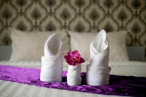 St. 288 Hotel & Apartment