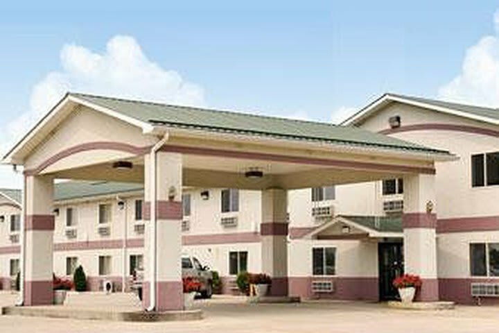 Hotel Super 8 Bedford
