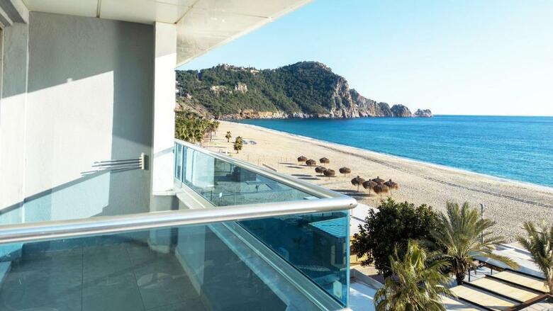 Azak Beach Hotel - Don't Use