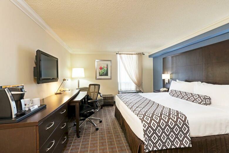 Hotel Park Plaza Toronto Airport