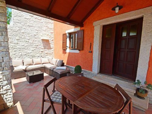 Holiday Home Villa Mala
