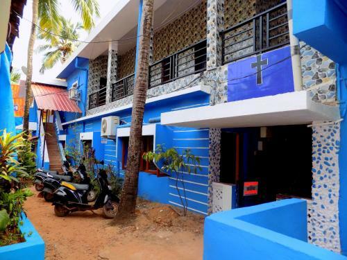 Hostal Romaldo Guest House
