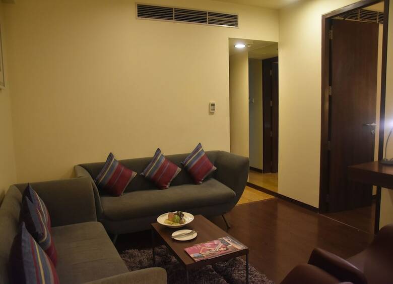 Hotel Marasa Sarovar Portico -rajkot