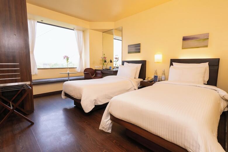 Hotel Marasa Sarovar Portico -rajkot