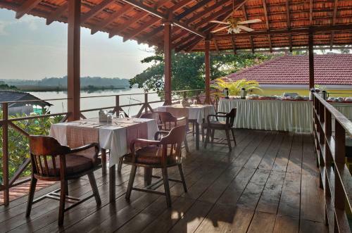 Hotel Mercure Goa Devaaya Resort