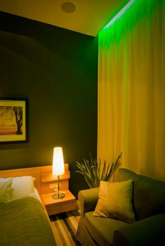 Qiu Hotel Rooms