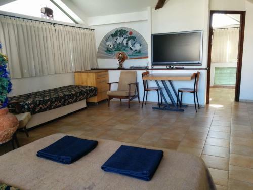 Hostal Dekel Guesthouse