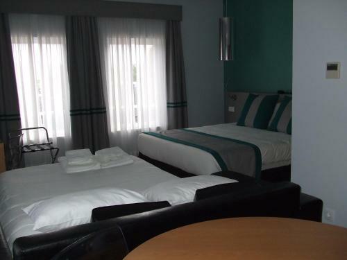 Hostal Alojamento Do Zezere