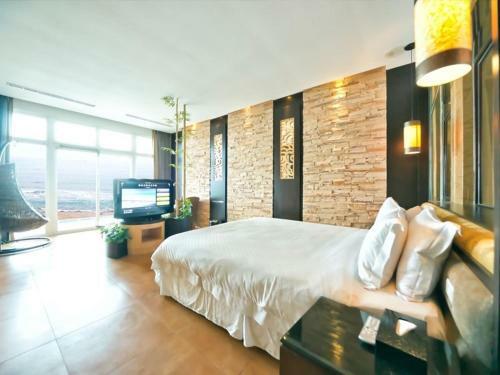 Hotel White House Beach Resort