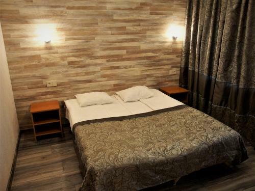 Hostal Urusel Guesthouse