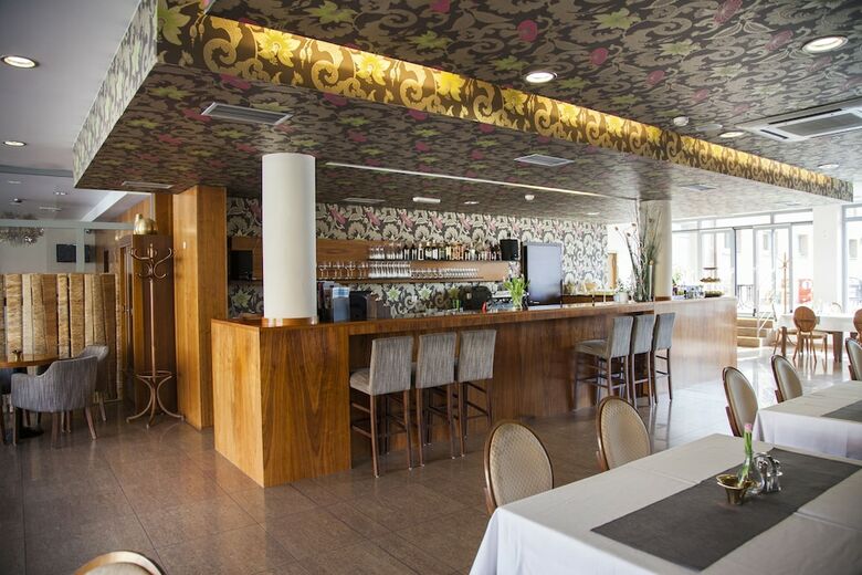 Hotel Eminent