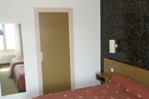 Hotel H�tel Restaurant Des Lys
