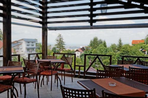 Hostal Pension Stejeris
