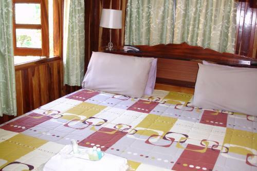 Home Stay Stc Bed And Breakfast