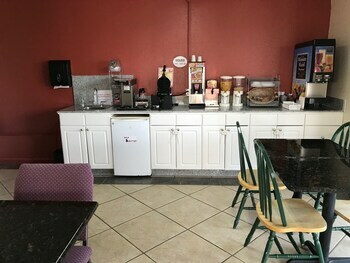 Motel Americas Best Value Inn And Suites Dalton