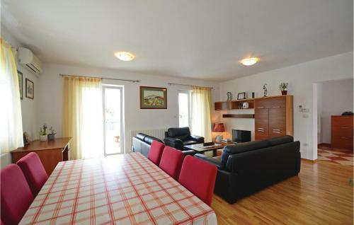 Holiday Home Breg Ivanovci IV