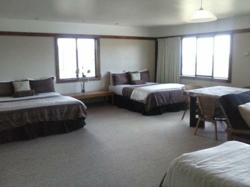 Hillside Hotel