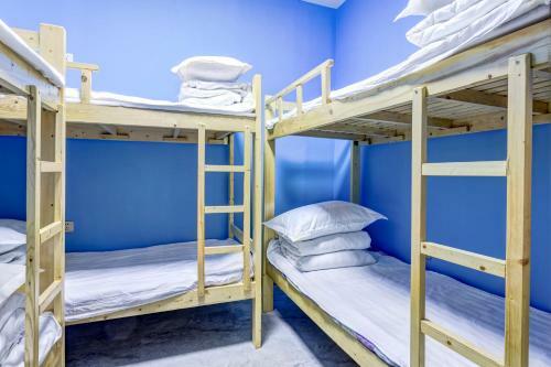 Snow Young Hostel