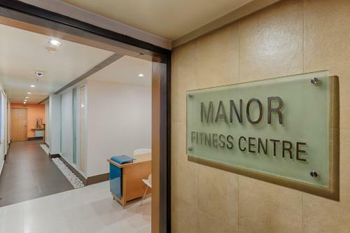 Quality Hotel D V Manor
