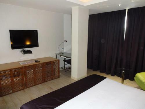 The Purple Leaf Hotels