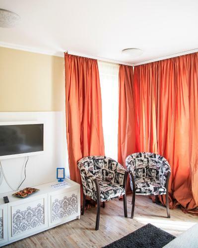 Hostal Pensiunea Un Baiat Si O Fata