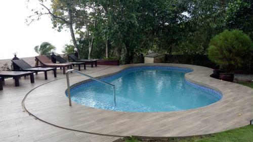 Hotel Padre Burgos Castle Resort