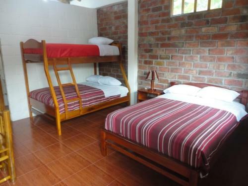 Hostal Hosteria Arand�